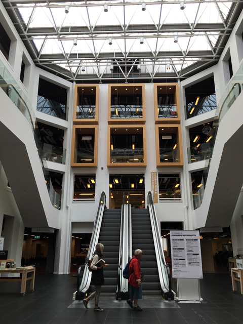 デンマーク コペンハーゲン中央図書館に行ってみよう たびこふれ
