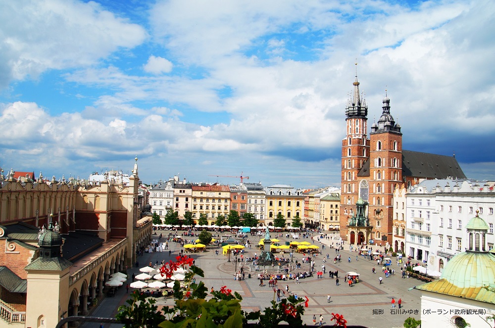 ポーランド・クラクフ(美しき古都、中世にタイムトリップ!) たびこふれ