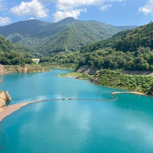 【群馬】溫泉總選舉 女性旅遊部門第一名的四萬溫泉！我在『湯之宿 山鳩』的獨特體驗...？