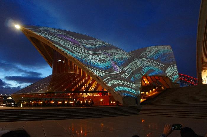 シドニーで過ごす特別な夜 絶対見たい オペラハウス のプロジェクションマッピング たびこふれ