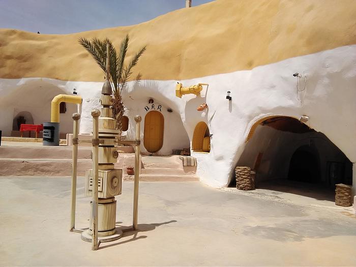 チュニジアの治安は 雄大な砂漠とオアシスに有名な映画の舞台 そしてバラエティ豊富な料理をご紹介 たびこふれ