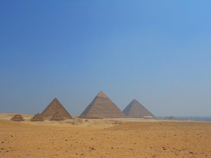 恐怖体験 憧れのエジプト ピラミッドへ えっ まさか たびこふれ