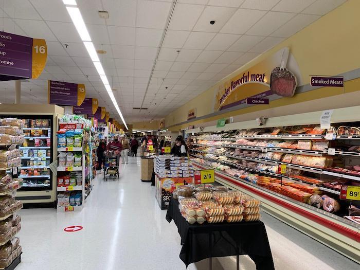 アメリカのスーパーマーケットは日本とこんなに違う 10の違いをピックアップ たびこふれ