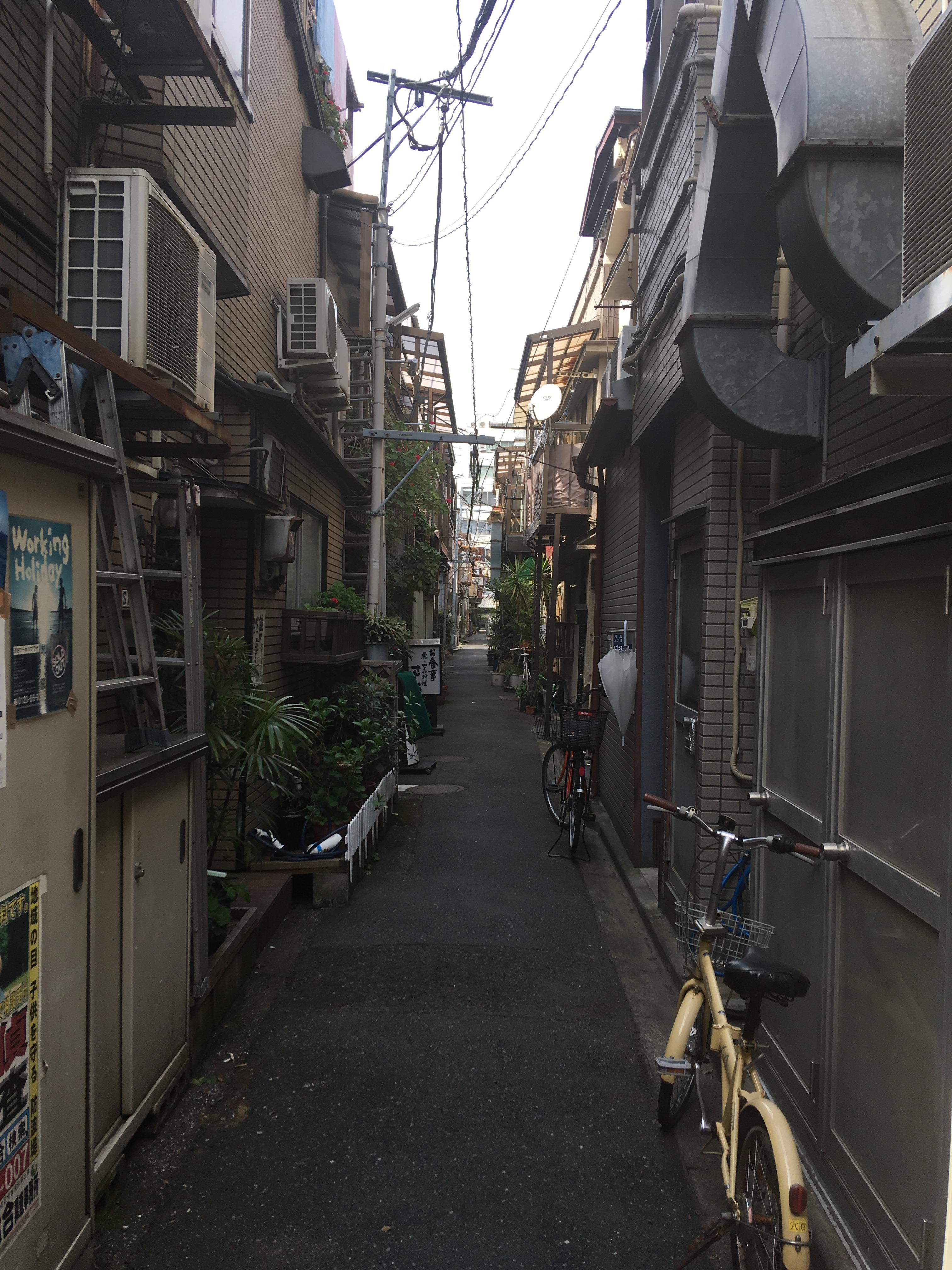 東京の路地裏を歩く 裏さんぽ 第三回 佃島 月島の巻 たびこふれ