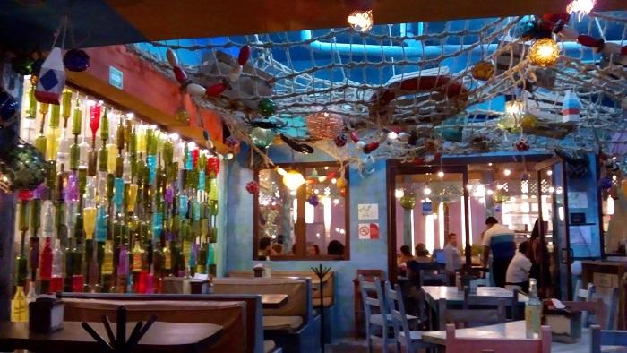 メキシコでシーフードを食べるならココ カリブ海のシーフードレストラン オアシス たびこふれ