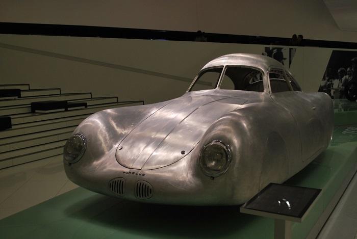 ドイツ 憧れのポルシェ博物館を初訪問 ポルシェ好きにはたまらない数々の名車が展示されていました たびこふれ