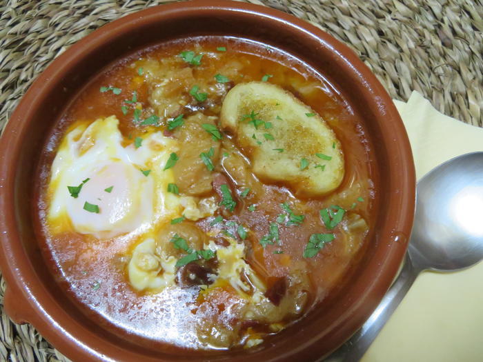 簡単レシピ コツは必要なし スペインの ニンニクスープ たびこふれ