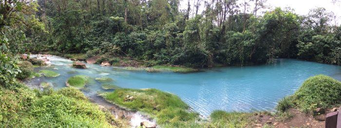 コスタリカ リオセレステ散策はsns映え確実 世界で最も美しい青い川 たびこふれ