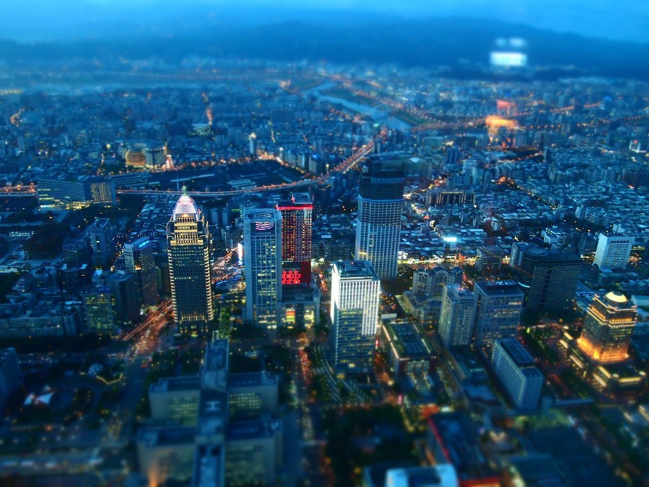 台湾　街並み　夕景